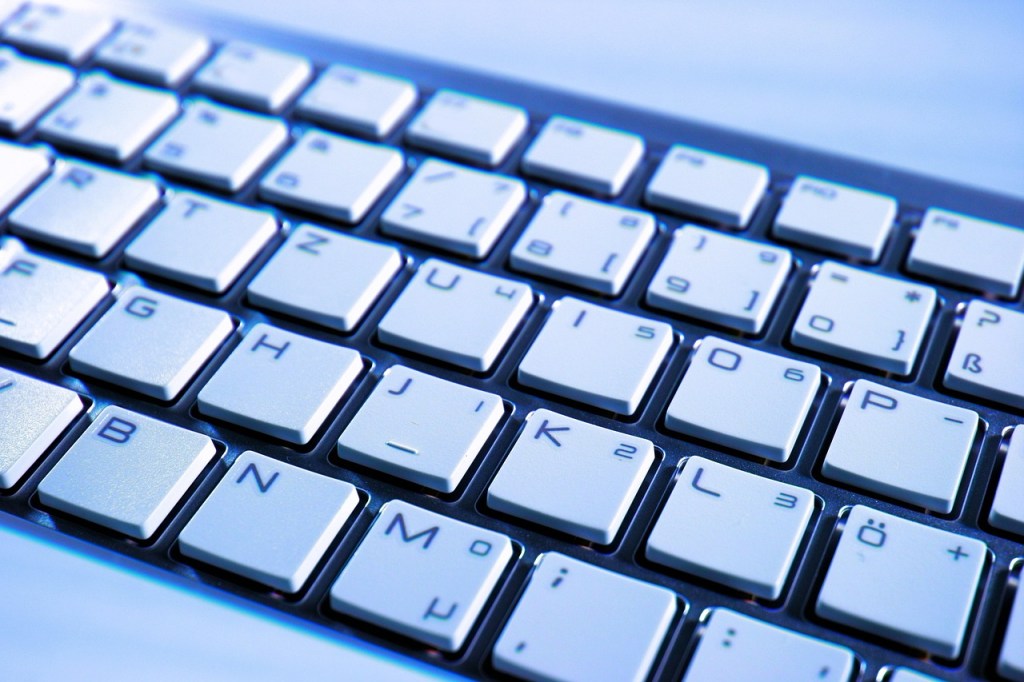 Dziecko w cyberpułapce. Uzależnienie dzieci i młodzieży od internetu, gier oraz mediów społecznościowych