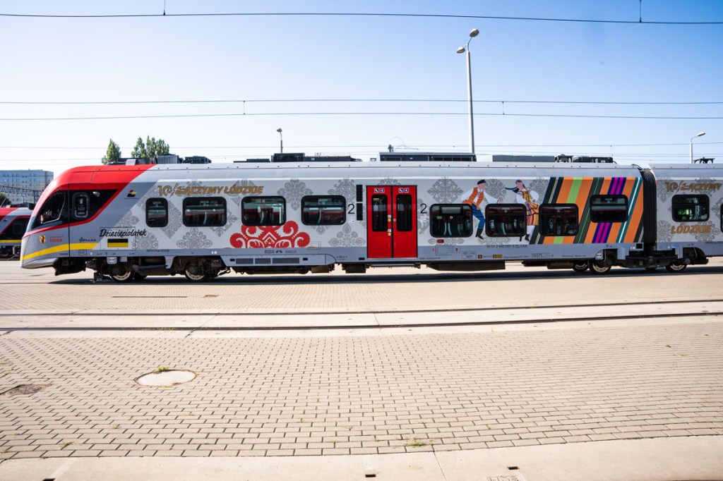 Prezentacja folkowego pociągu Łódzkiej Kolei Aglomeracyjnej