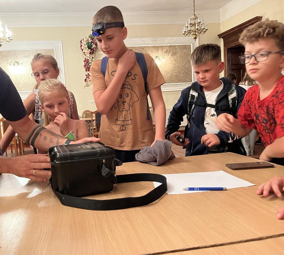 Mokrsko. Detektywi w akcji! - kolejne działania w ramach lokalnych mikrograntów