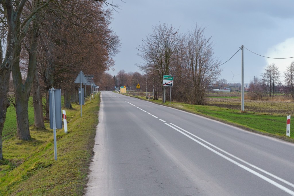 Zakończyły się prace remontowe na drodze wojewódzkiej między Wartą a Kwaskowem