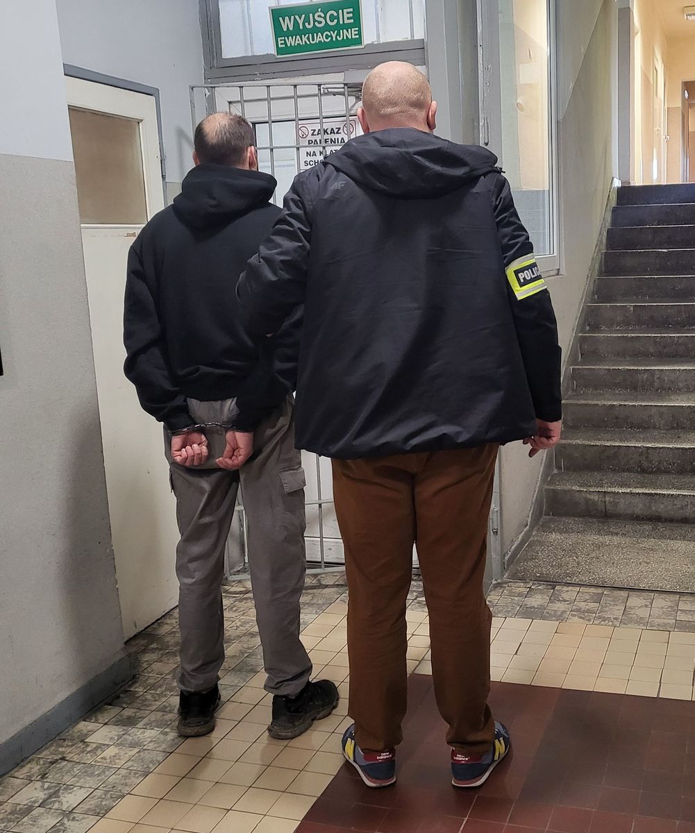Mokrsko. Zatrzymany po włamaniu do domu jednorodzinnego