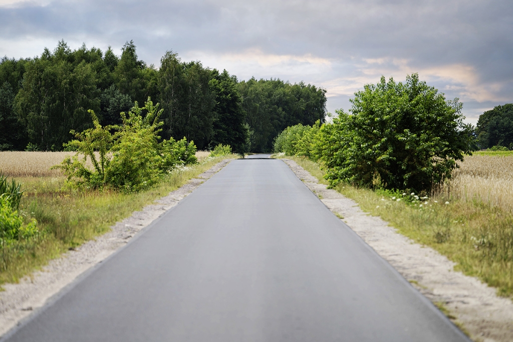 Łódzkie. 22 mln zł na modernizację dróg dojazdowych do pól - również tych z naszego regionu